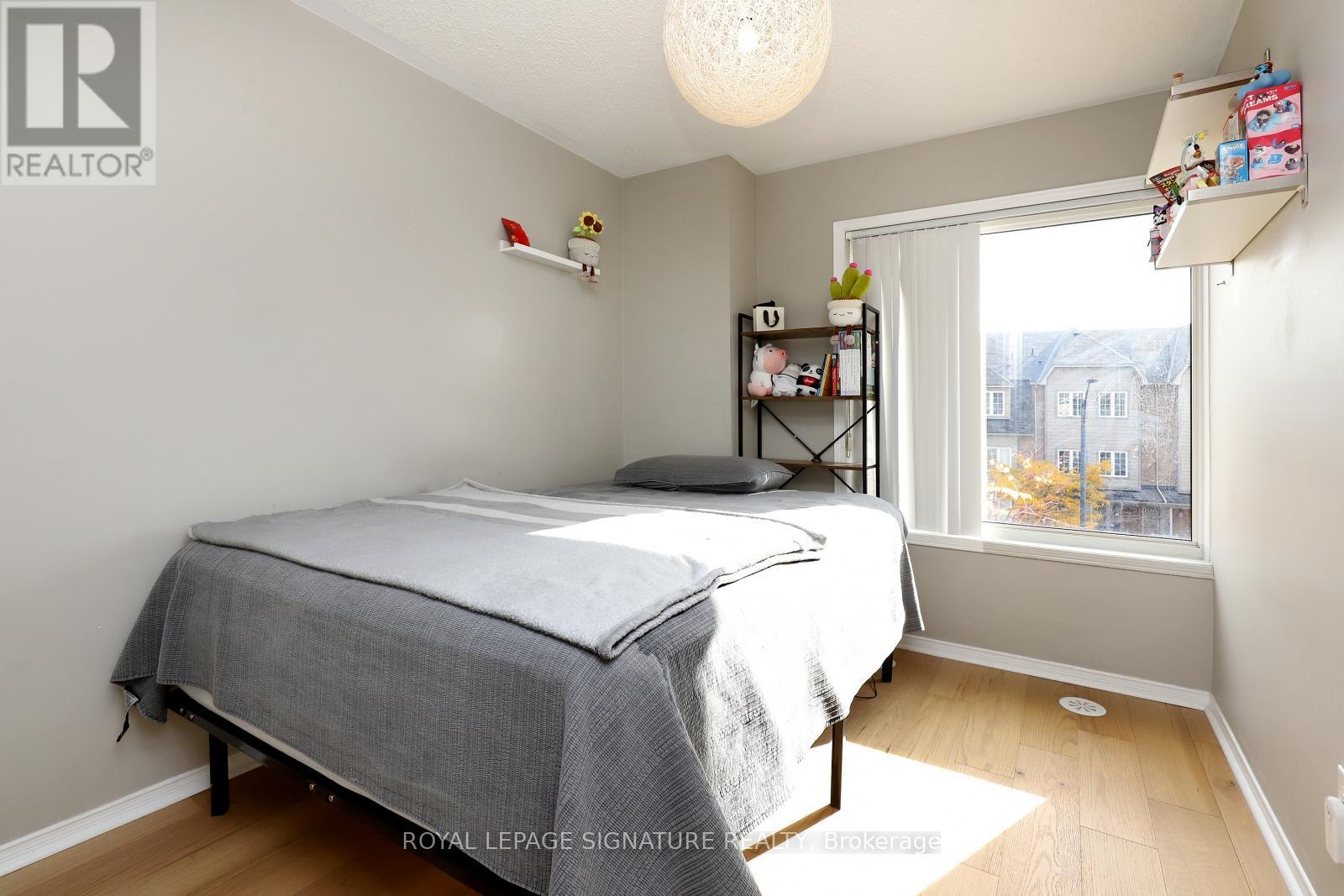 9 - 3025 Destination Drive, Mississauga, Ontario  L5M 0P3 - Photo 7 - W12480067