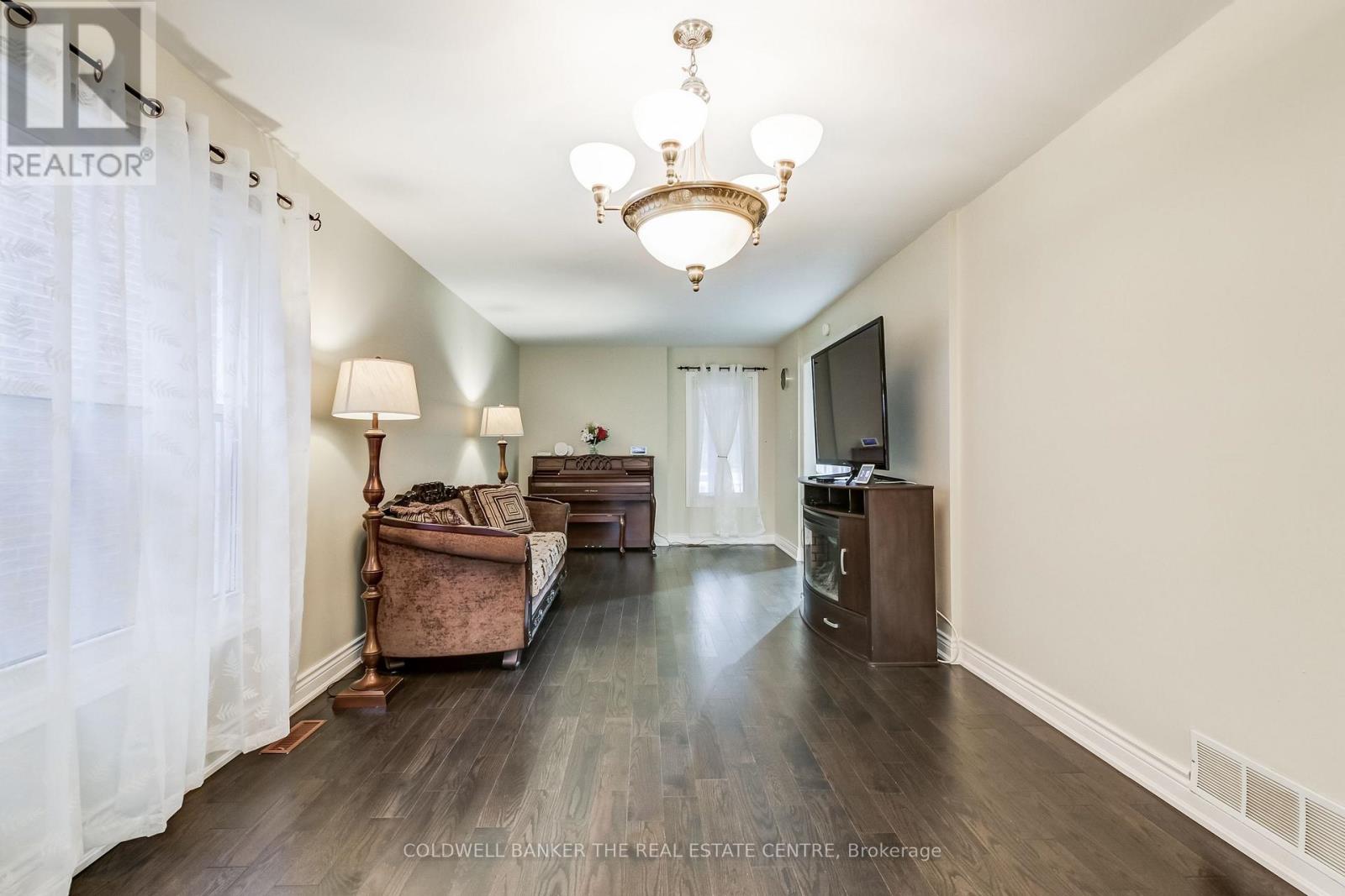 78 Stanwell Drive, Brampton, Ontario  L6Z 3Z2 - Photo 6 - W12527678