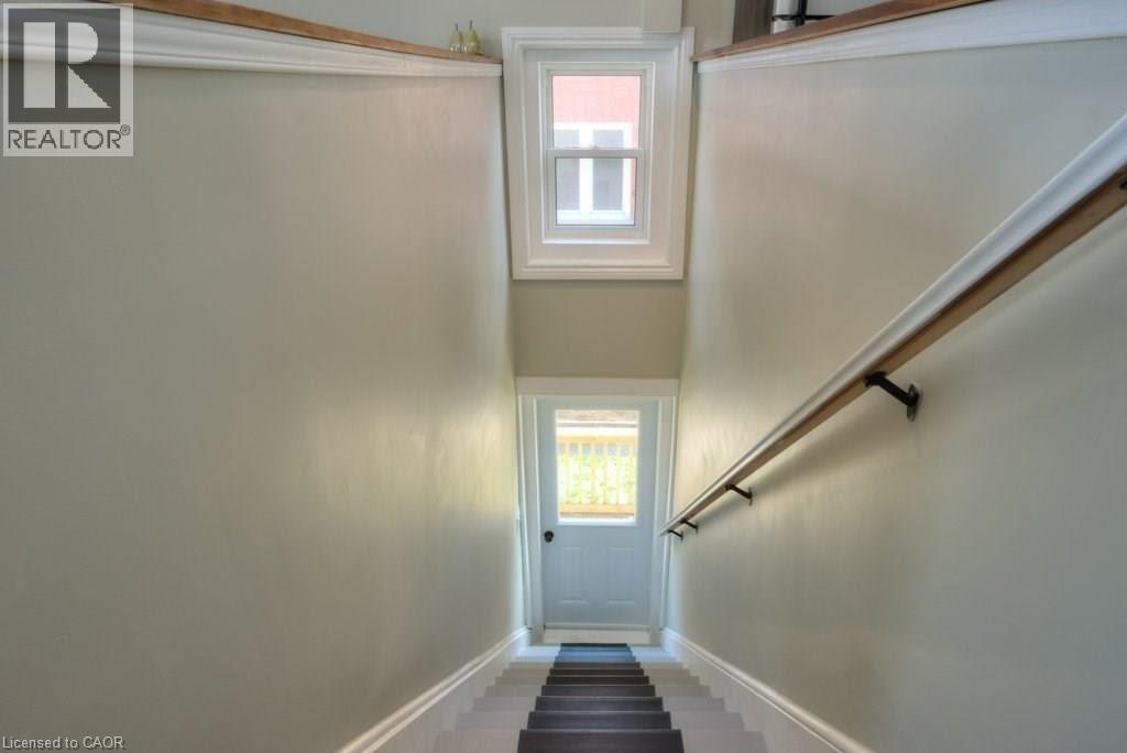 55 Chapel Street, Kitchener, Ontario  N2H 2S9 - Photo 2 - 40795972