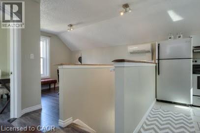 55 Chapel Street, Kitchener, Ontario  N2H 2S9 - Photo 3 - 40795972