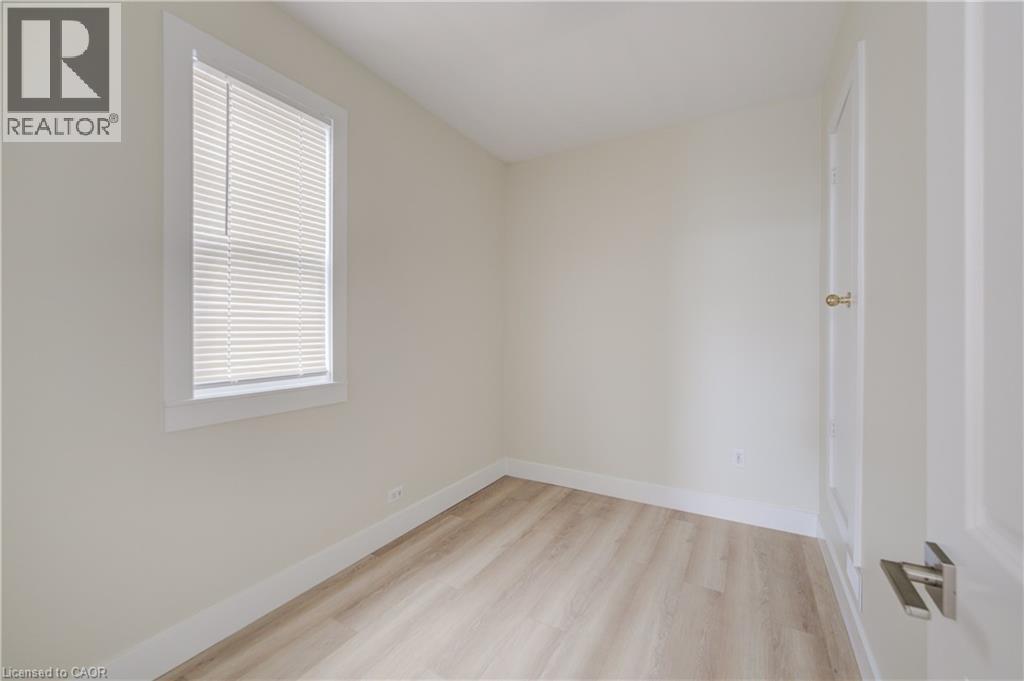 155 Wellington Street N, Kitchener, Ontario  N2H 5J9 - Photo 18 - 40795817