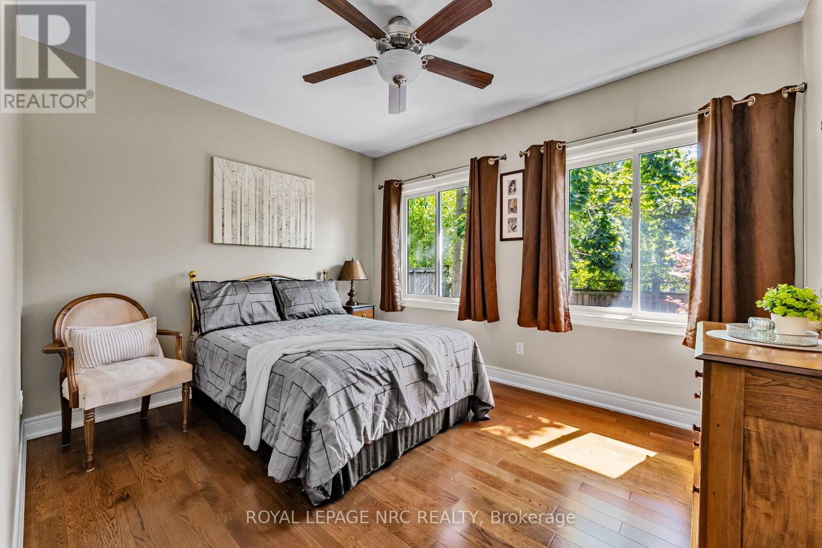 880 Edgemere Road, Fort Erie, Ontario  L2A 1A8 - Photo 25 - X12384029