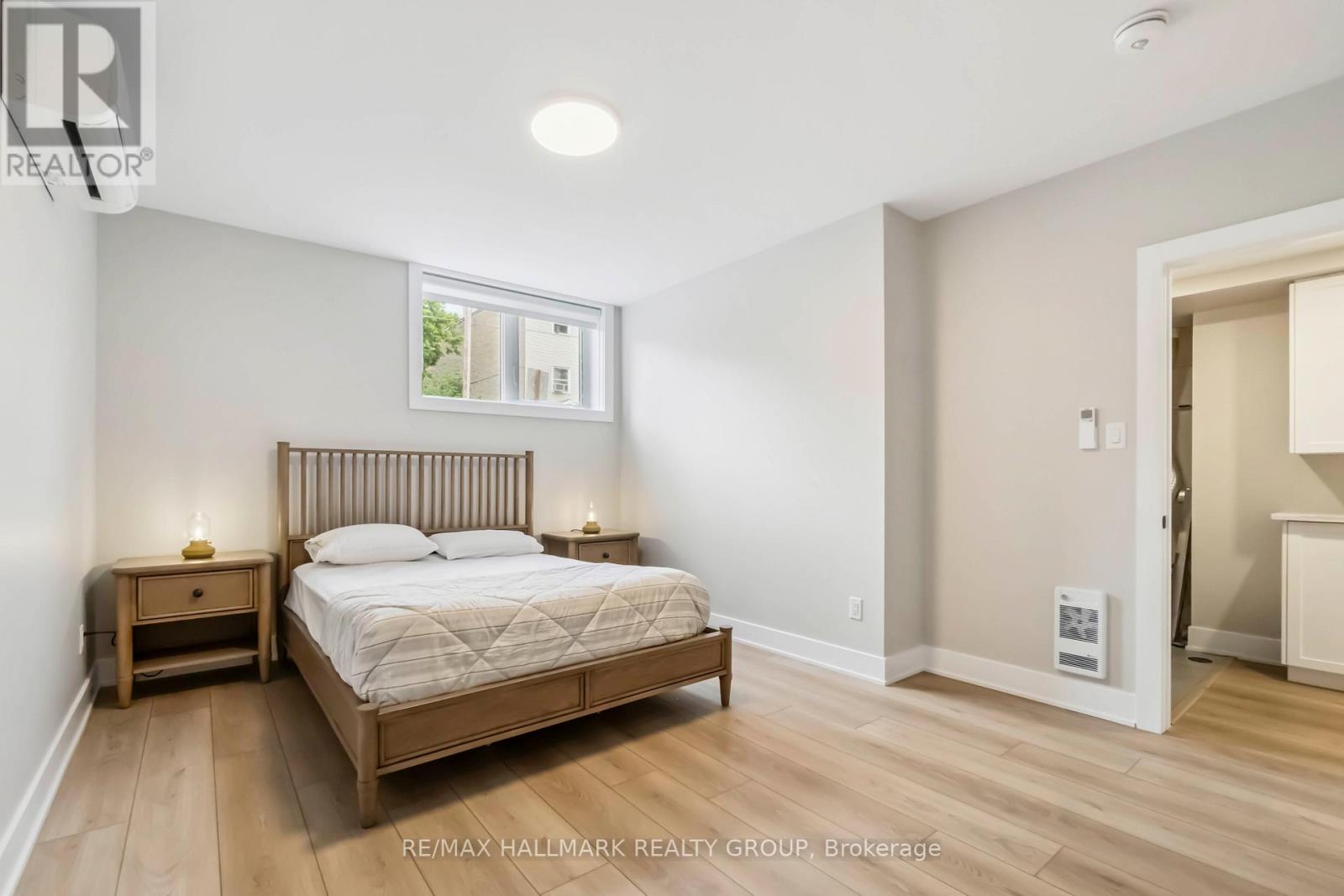 E - 72 Armstrong Street, Ottawa, Ontario  K1Y 2V7 - Photo 19 - X12470218