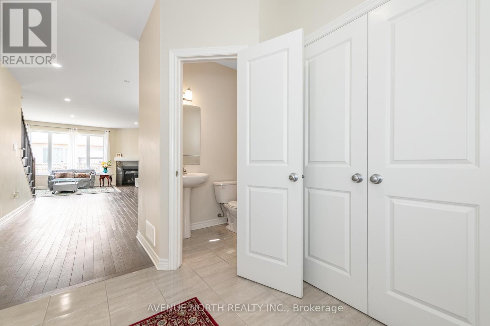 756 Namur Street, Russell, Ontario  K0A 1W0 - Photo 5 - X12438630