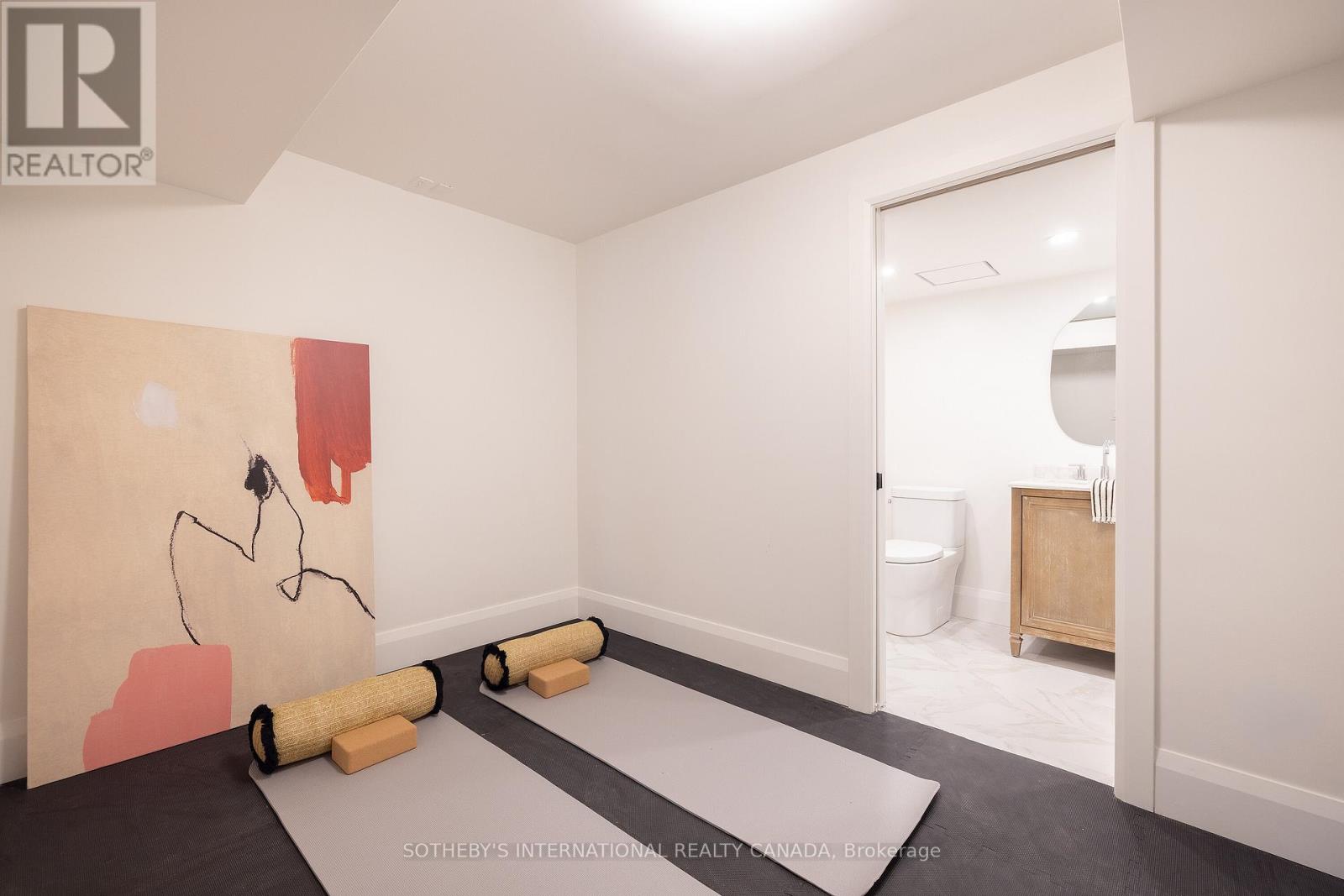 36 Rosemeade Avenue, Toronto, Ontario  M8Y 3A3 - Photo 30 - W12661762