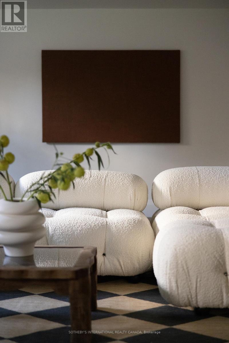 36 Rosemeade Avenue, Toronto, Ontario  M8Y 3A3 - Photo 34 - W12661762