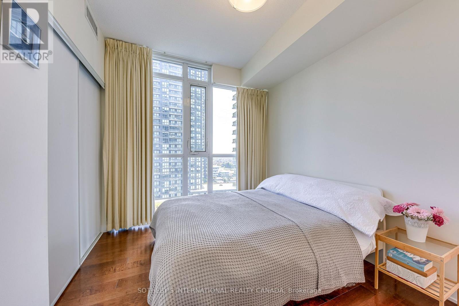 1202 - 4070 Confederation Parkway, Mississauga, Ontario  L5B 0E9 - Photo 21 - W12661850