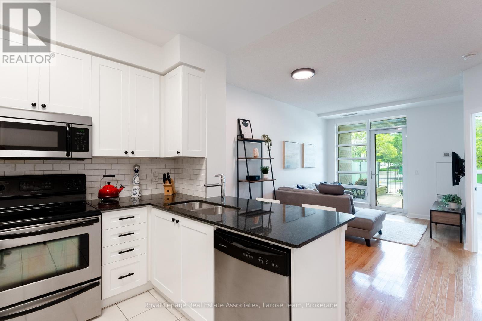 102 - 225 Sherway Gardens Road, Toronto, Ontario  M9C 0A3 - Photo 9 - W12661852