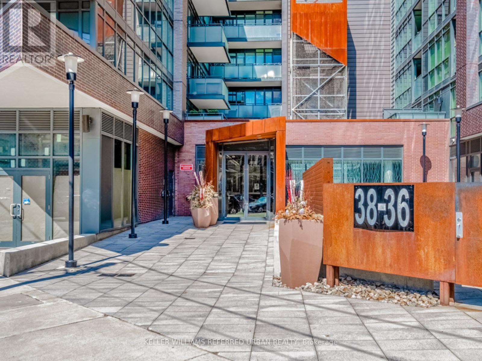 222 - 38 Howard Park Avenue, Toronto, Ontario  M6R 0A7 - Photo 28 - W12661858