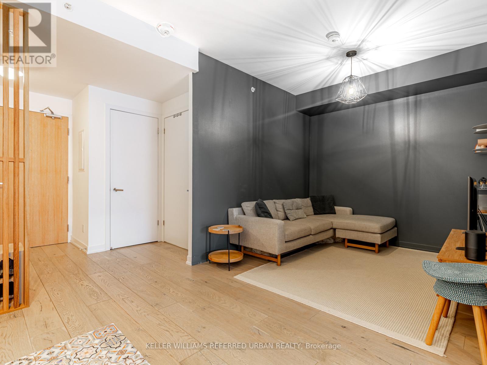 222 - 38 Howard Park Avenue, Toronto, Ontario  M6R 0A7 - Photo 5 - W12661858