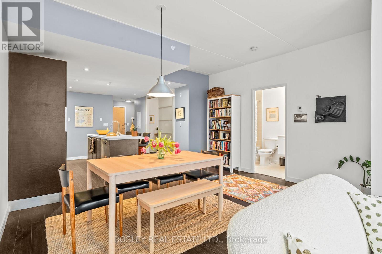 205 - 588 Annette Street, Toronto, Ontario  M6S 2C4 - Photo 5 - W12661886