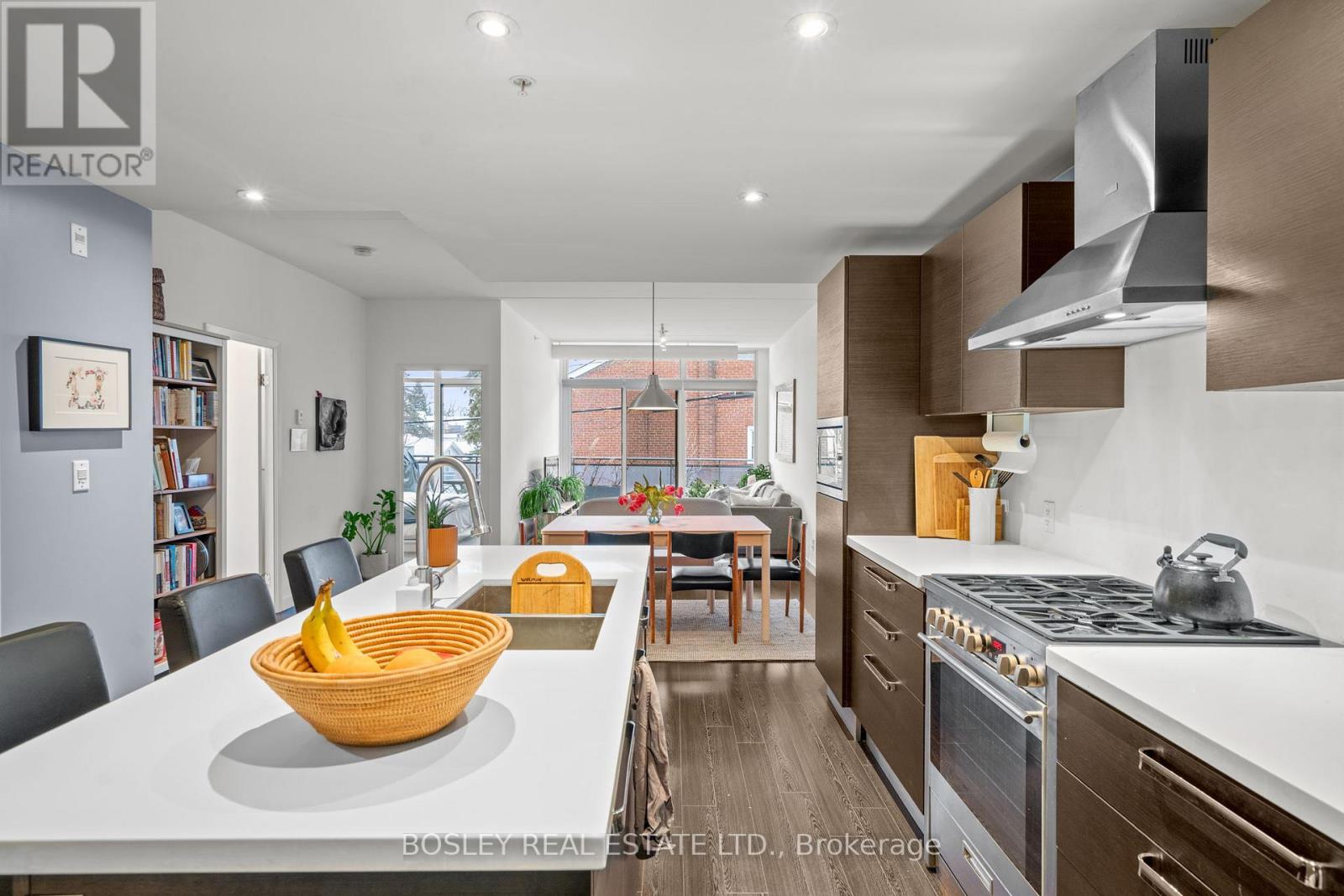 205 - 588 Annette Street, Toronto, Ontario  M6S 2C4 - Photo 8 - W12661886