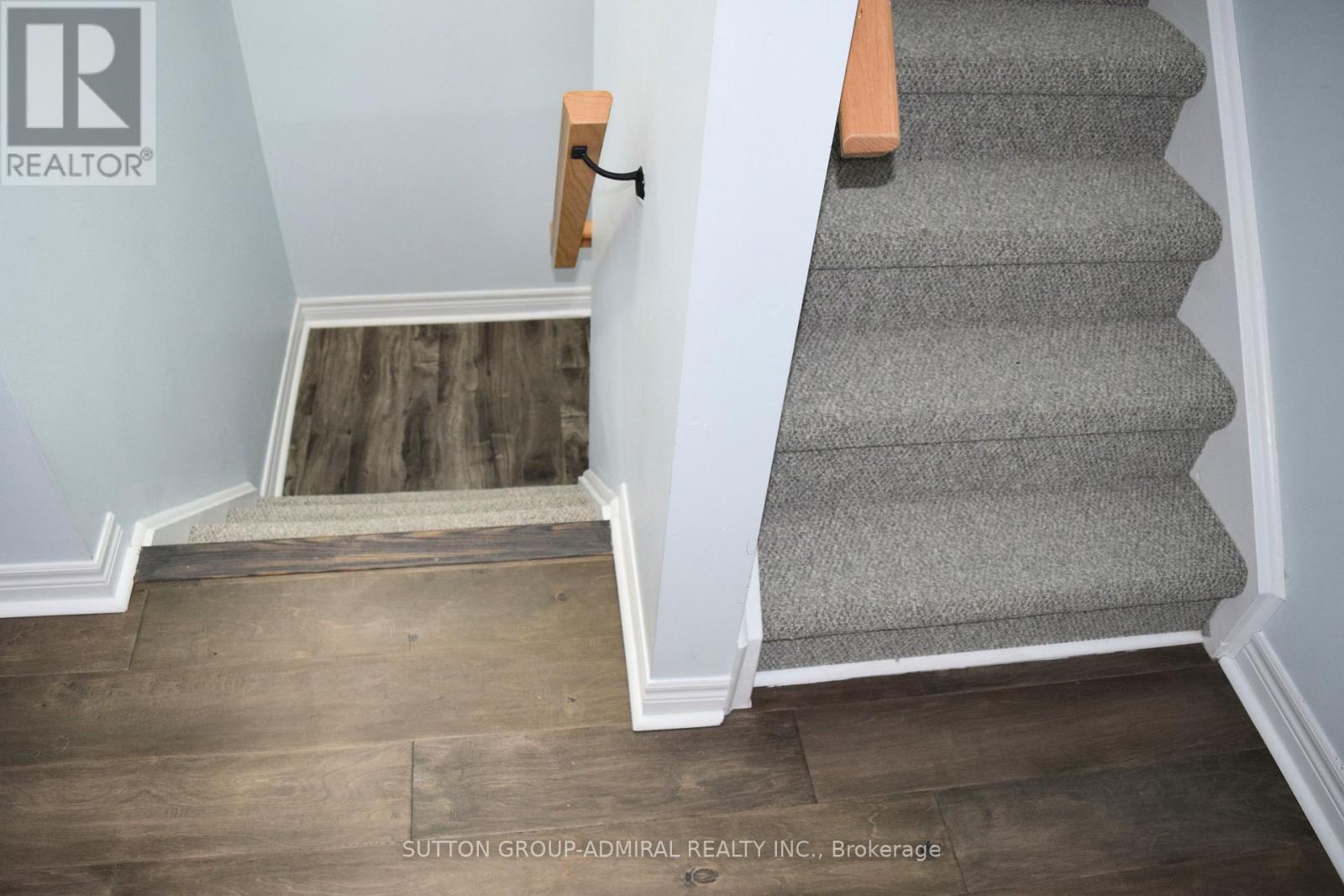 213 - 370 Hopewell Avenue, Toronto (Briar Hill-Belgravia), Ontario  M6E 2S2 - Photo 18 - W12661954