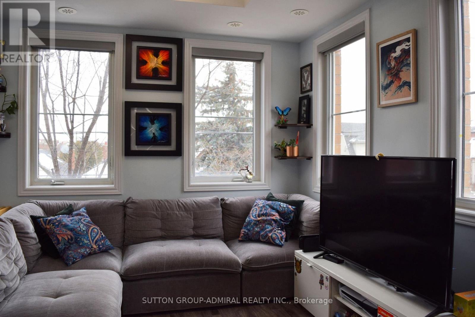 213 - 370 Hopewell Avenue, Toronto (Briar Hill-Belgravia), Ontario  M6E 2S2 - Photo 3 - W12661954