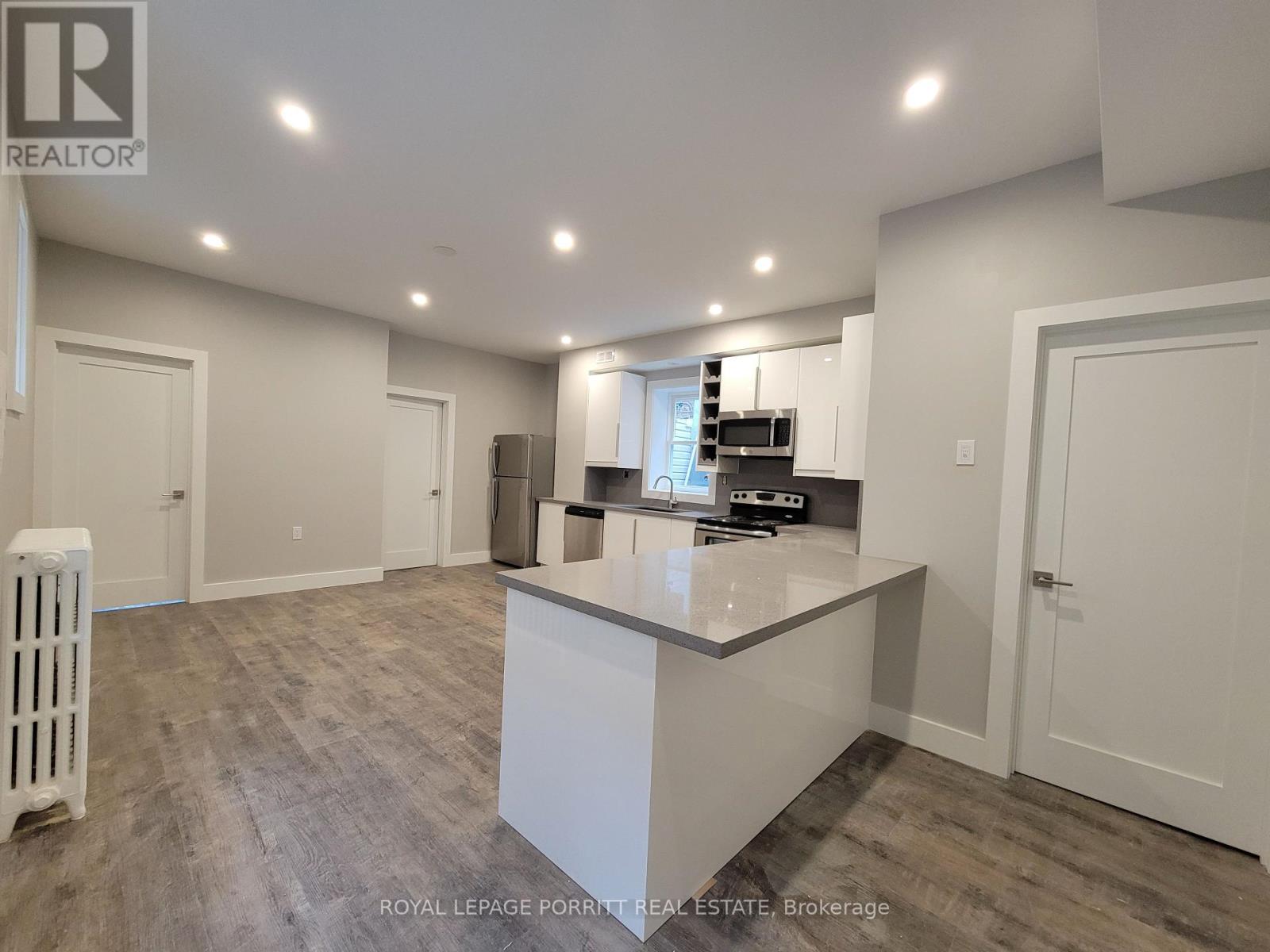 #1 - 333 Silverthorn Avenue, Toronto, Ontario  M6N 3K5 - Photo 3 - W12662022