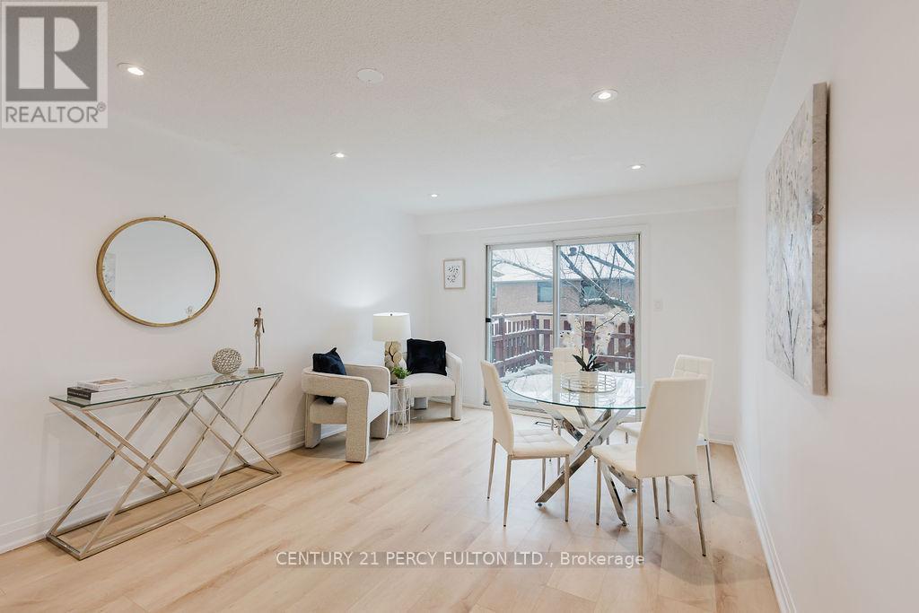 11 Bay Crest Drive, Brampton, Ontario  L6Z 1H5 - Photo 20 - W12662030