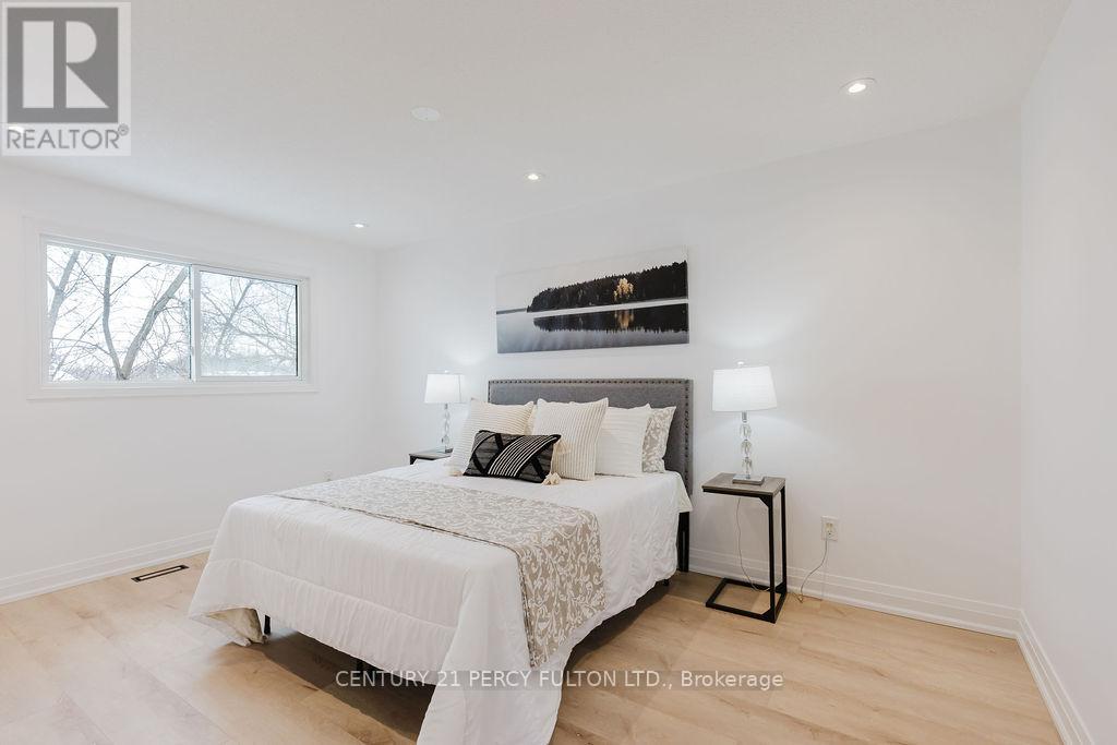 11 Bay Crest Drive, Brampton, Ontario  L6Z 1H5 - Photo 43 - W12662030