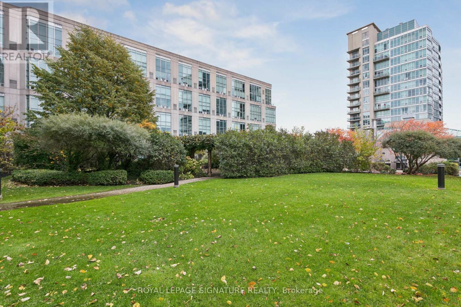 111 - 250 Manitoba Street, Toronto, Ontario  M8Y 4G8 - Photo 27 - W12662062