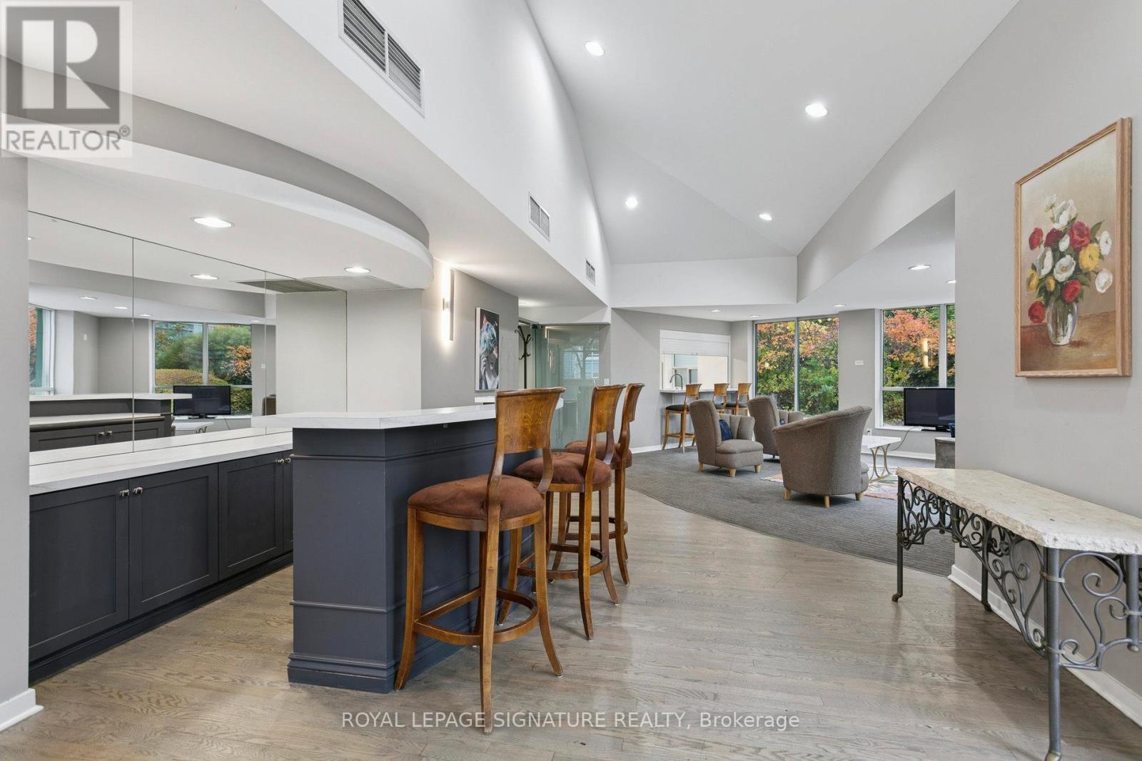 111 - 250 Manitoba Street, Toronto, Ontario  M8Y 4G8 - Photo 34 - W12662062