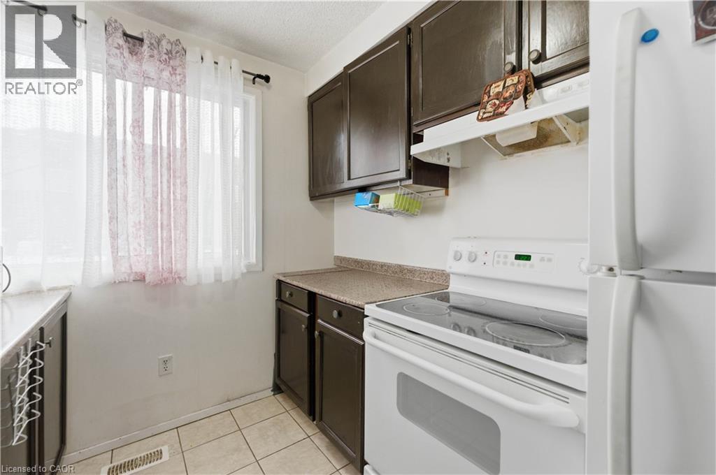262 Kenora Avenue Unit# 2, Hamilton, Ontario  L8E 3Y3 - Photo 6 - 40792978