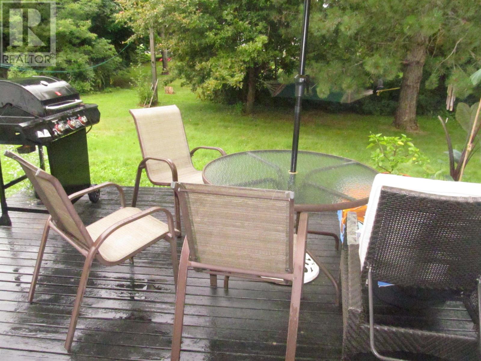 13-15 Macausland Drive, Charlottetown, Prince Edward Island  C1A 6P7 - Photo 19 - 202600160