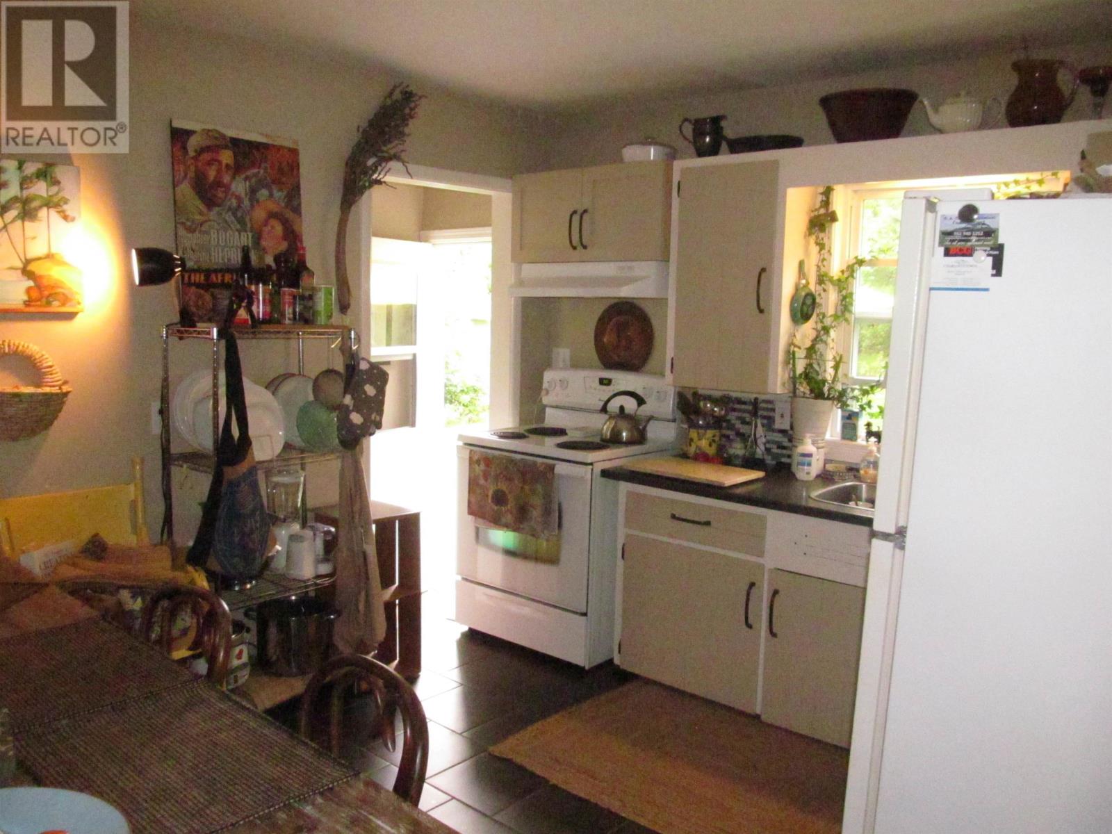 13-15 Macausland Drive, Charlottetown, Prince Edward Island  C1A 6P7 - Photo 9 - 202600160