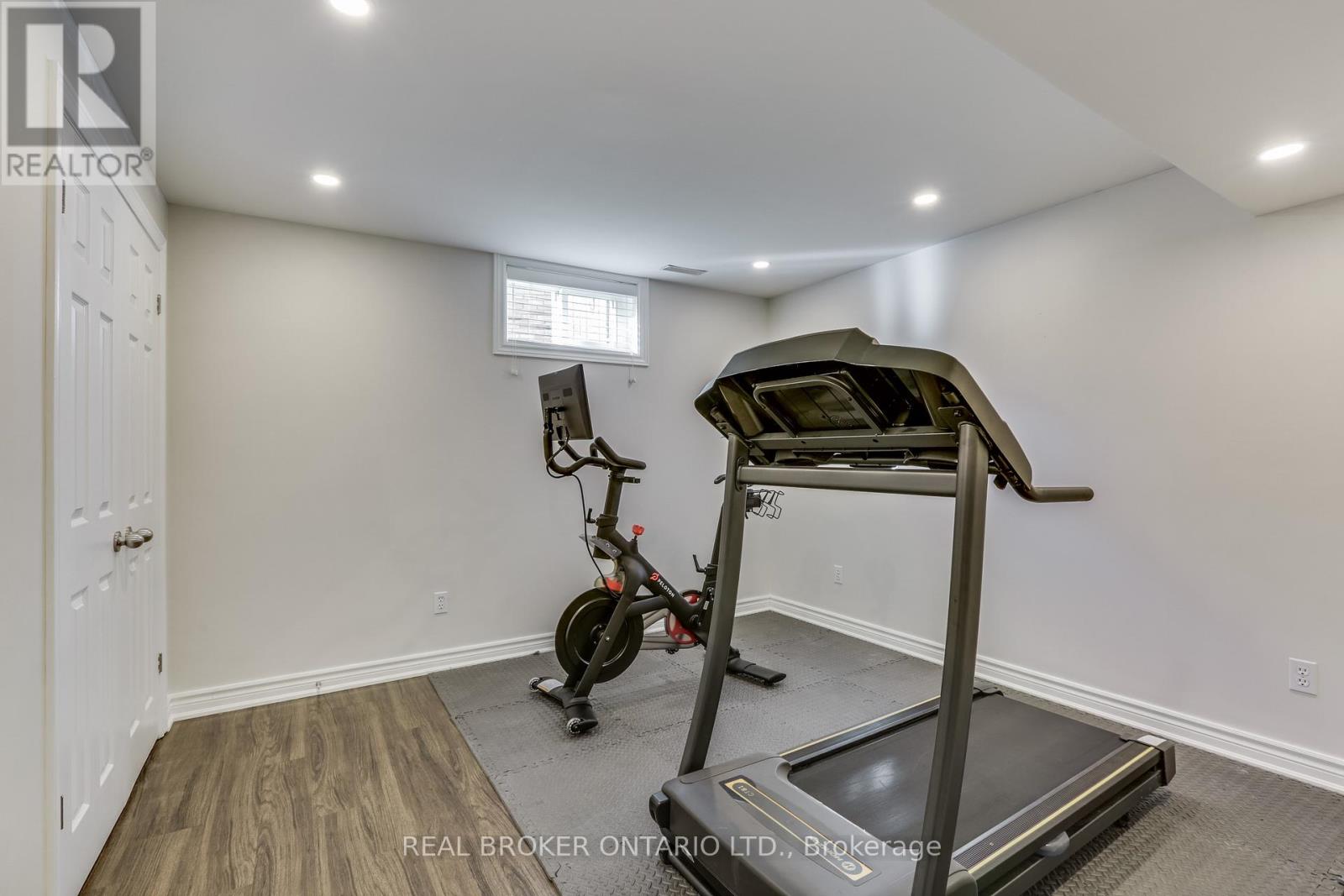 23 Chestnut Hill, London South, Ontario  N6K 4J5 - Photo 27 - X12660854