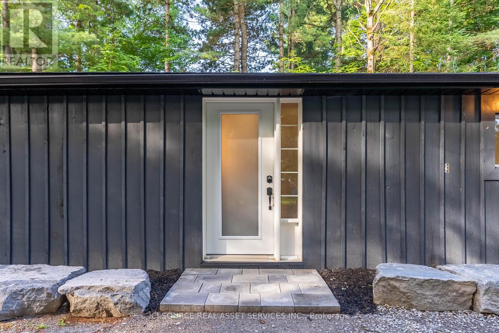 3526 Monck Road, Kawartha Lakes, Ontario  K0M 2L0 - Photo 8 - X12549850