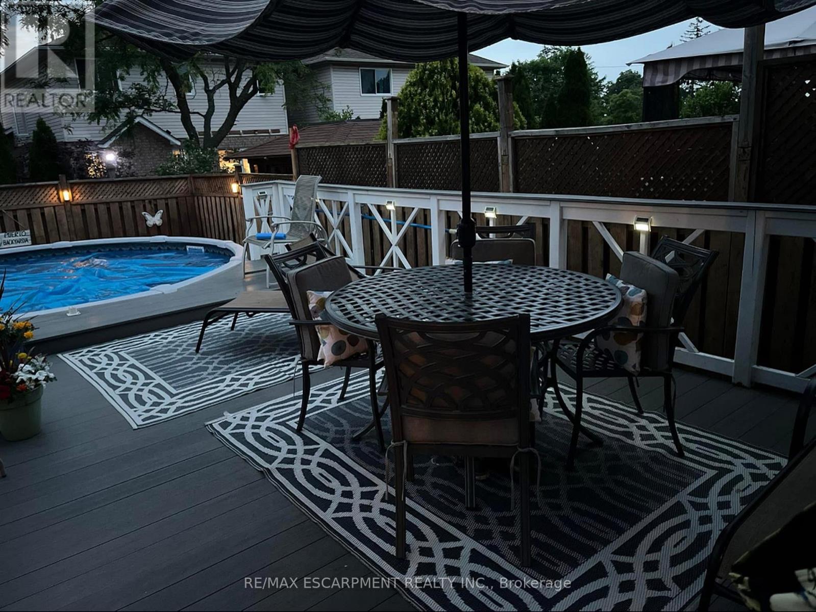 11 Jacqueline Boulevard, Hamilton, Ontario  L9B 2R1 - Photo 47 - X12661750