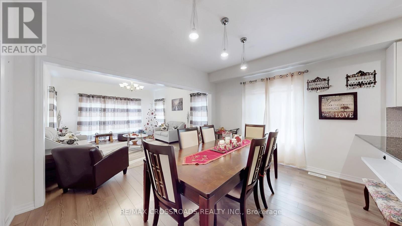 56 Dominion Crescent, Niagara-On-The-Lake, Ontario  L0S 1J1 - Photo 8 - X12661906