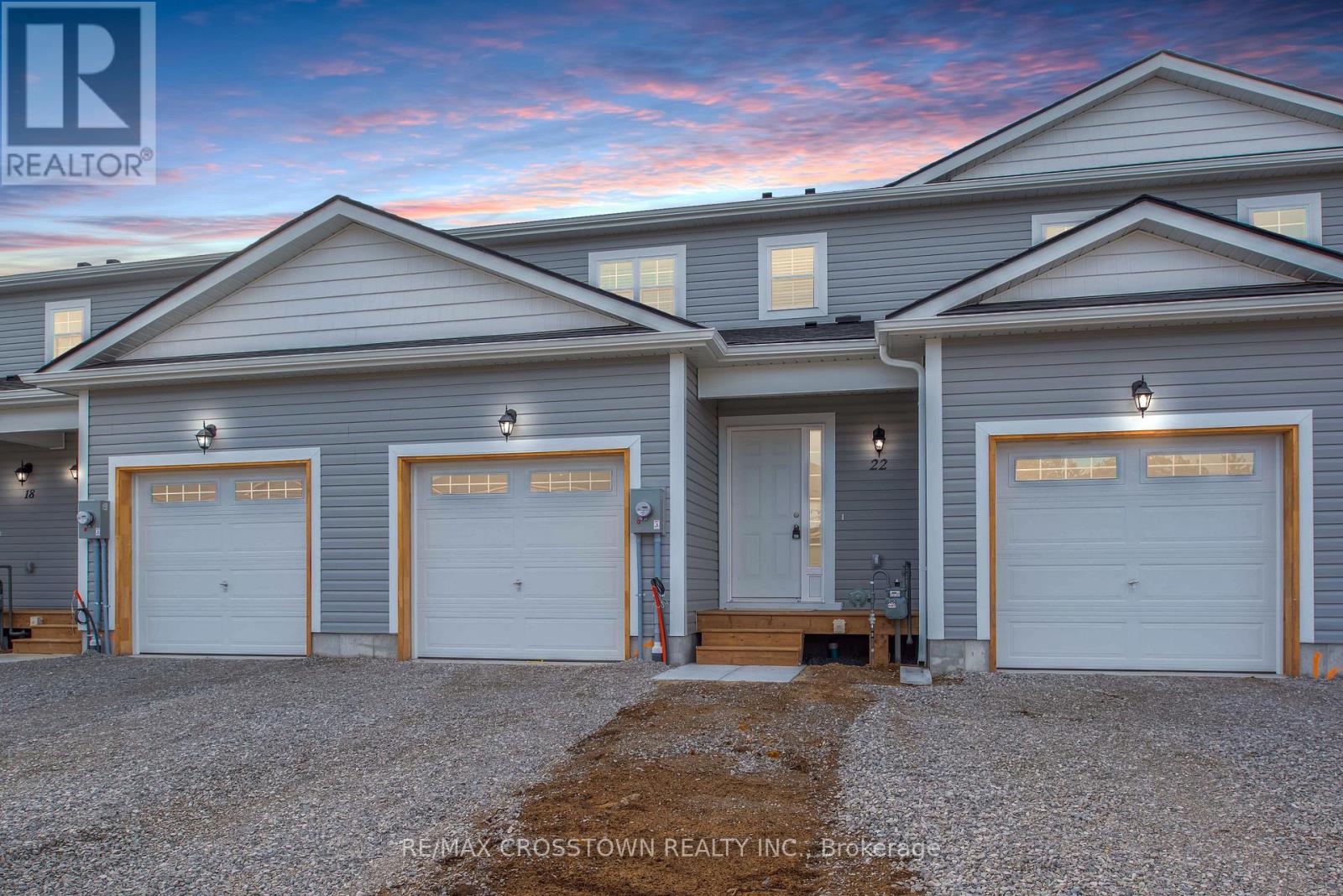 22 MCCONNELL CRESCENT, Bracebridge, Ontario