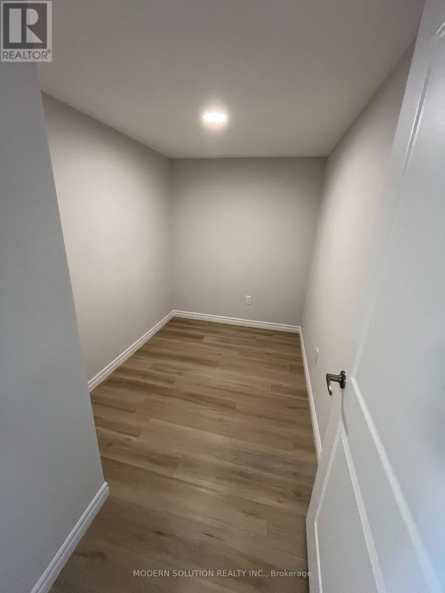 1006 - 425 Watson Parkway N, Guelph, Ontario  N1E 7K5 - Photo 5 - X12661932