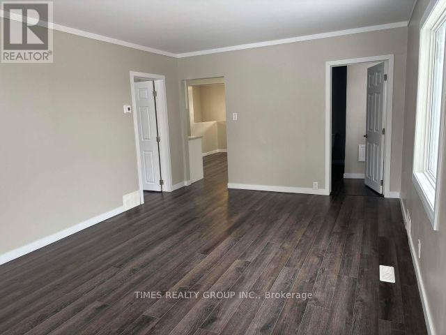 5216 43 Street, Camrose, Alberta  T4V 1B7 - Photo 16 - X12661950