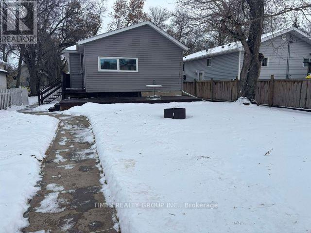 5216 43 Street, Camrose, Alberta  T4V 1B7 - Photo 38 - X12661950