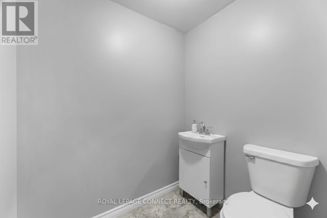 25 Springdale Drive, Kawartha Lakes, Ontario  K9V 4R1 - Photo 25 - X12661964