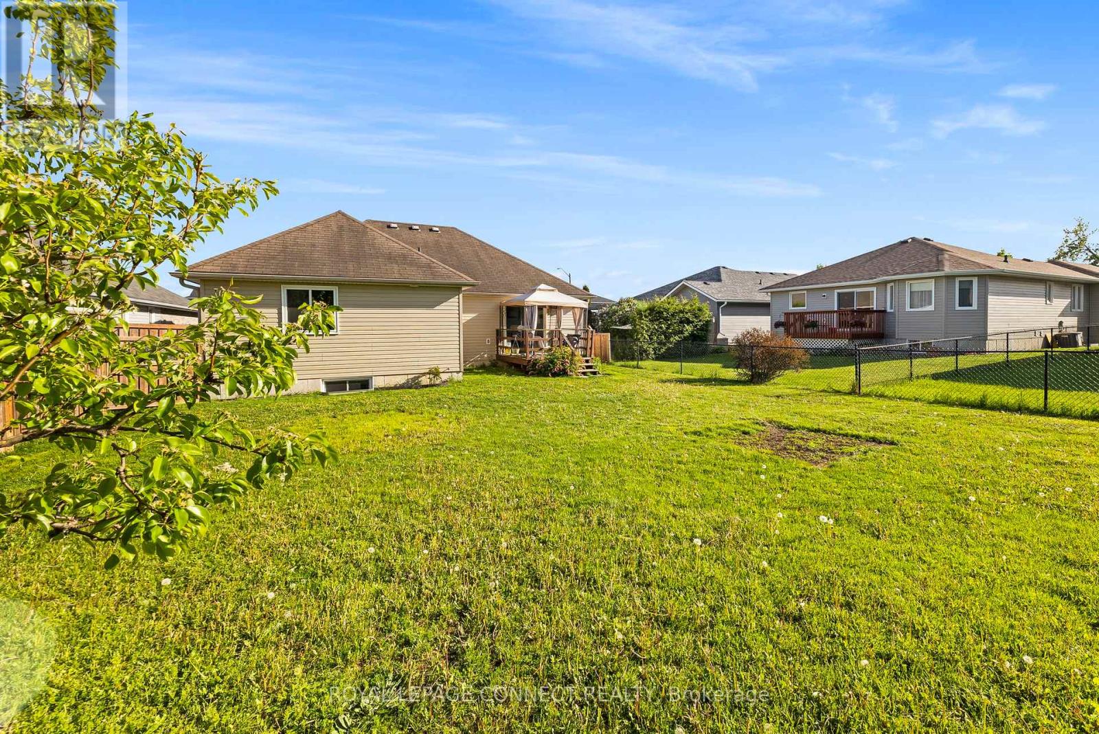 25 Springdale Drive, Kawartha Lakes, Ontario  K9V 4R1 - Photo 30 - X12661964