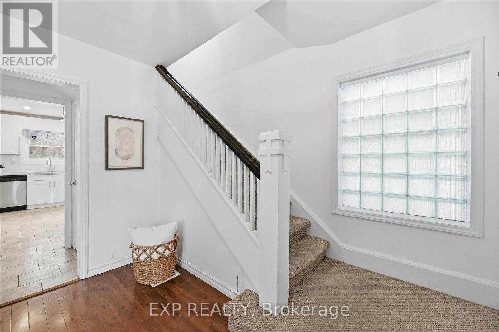 491 Dunsmure Road, Hamilton, Ontario  L8H 1G8 - Photo 13 - X12661972