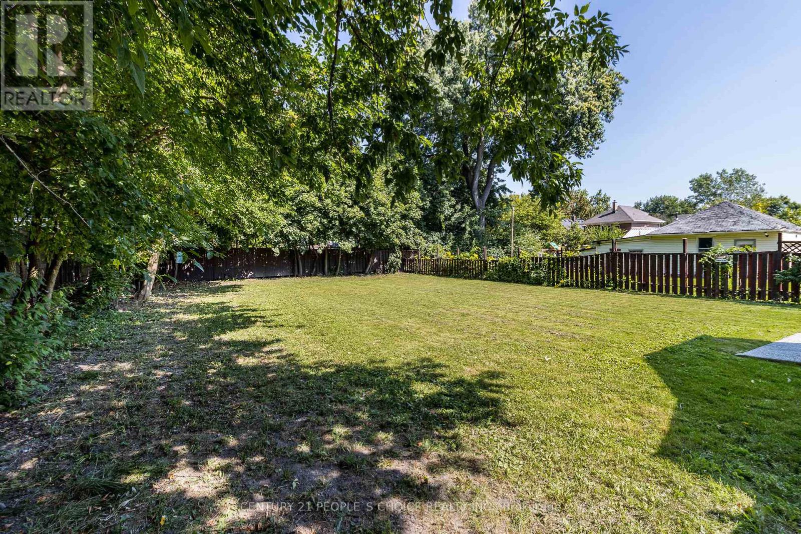 5057 Bridge Street, Niagara Falls, Ontario  L2E 2S7 - Photo 6 - X12661992