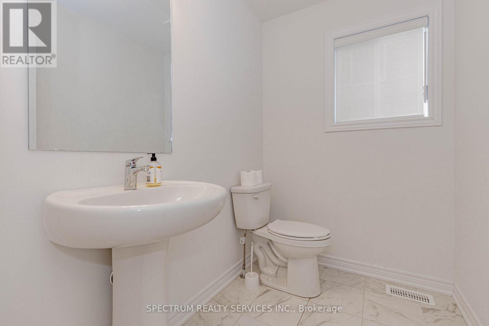 140 Mccausland Drive, Grey Highlands, Ontario  N0C 1H0 - Photo 8 - X12662044