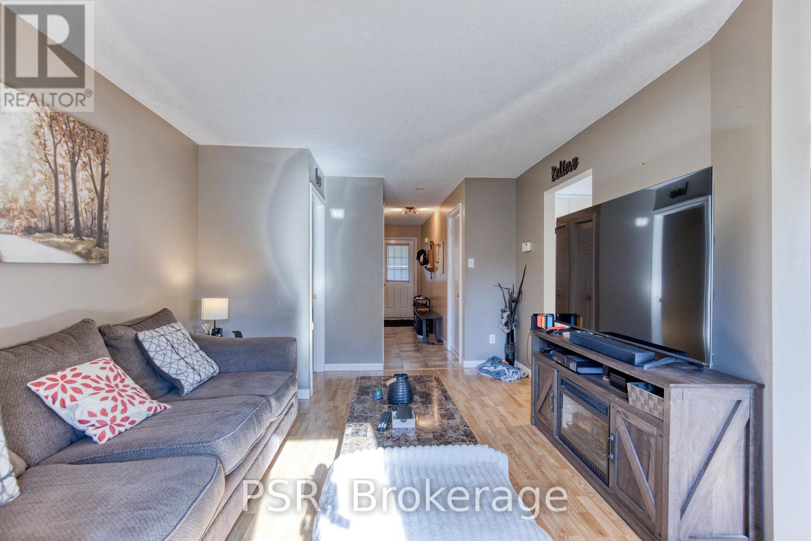 81 Brembel Street, Kitchener, Ontario  N2B 3T7 - Photo 4 - X12662050
