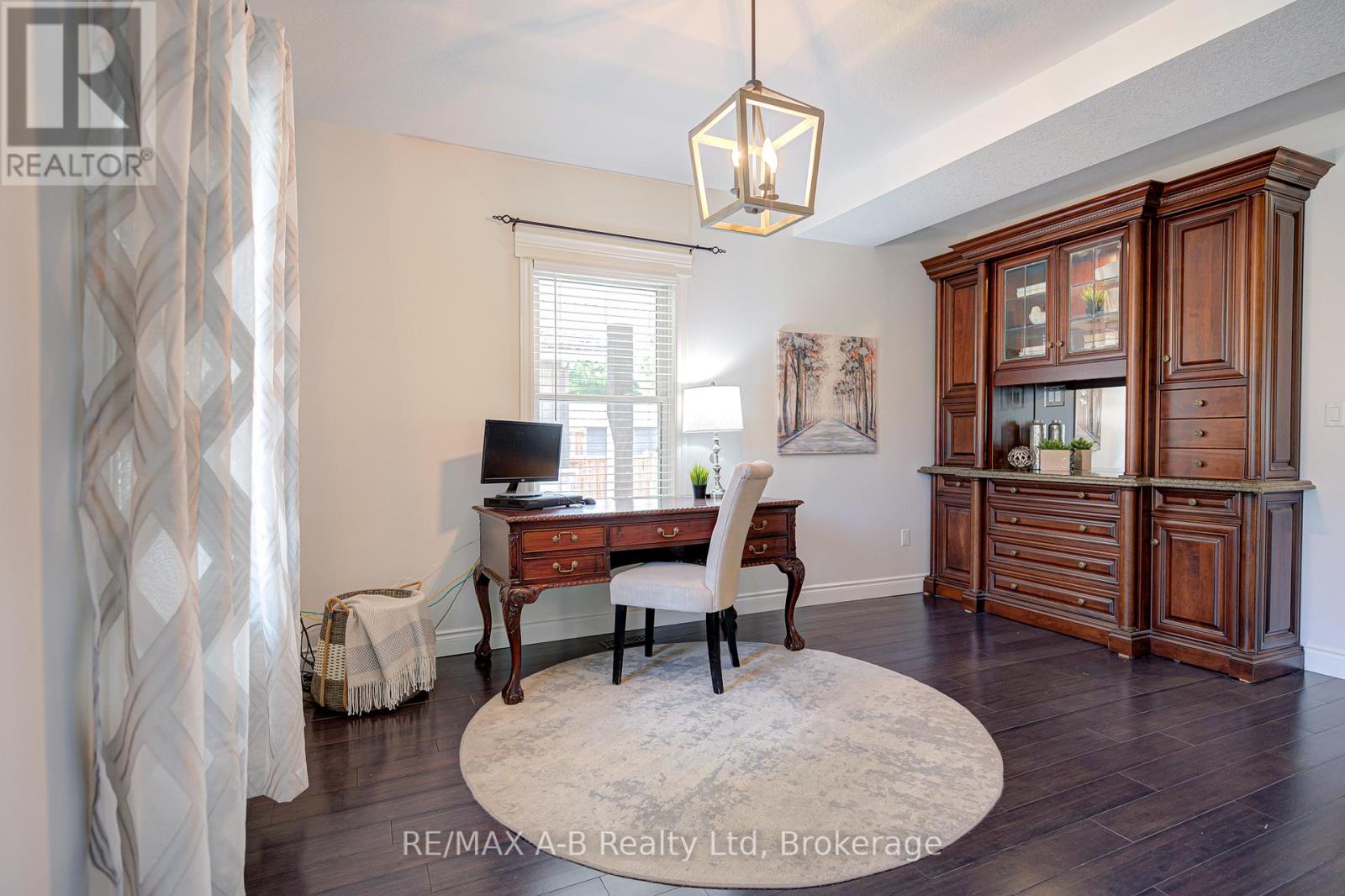 197 Trafalgar Street N, West Perth, Ontario  N0K 1N0 - Photo 11 - X12146166