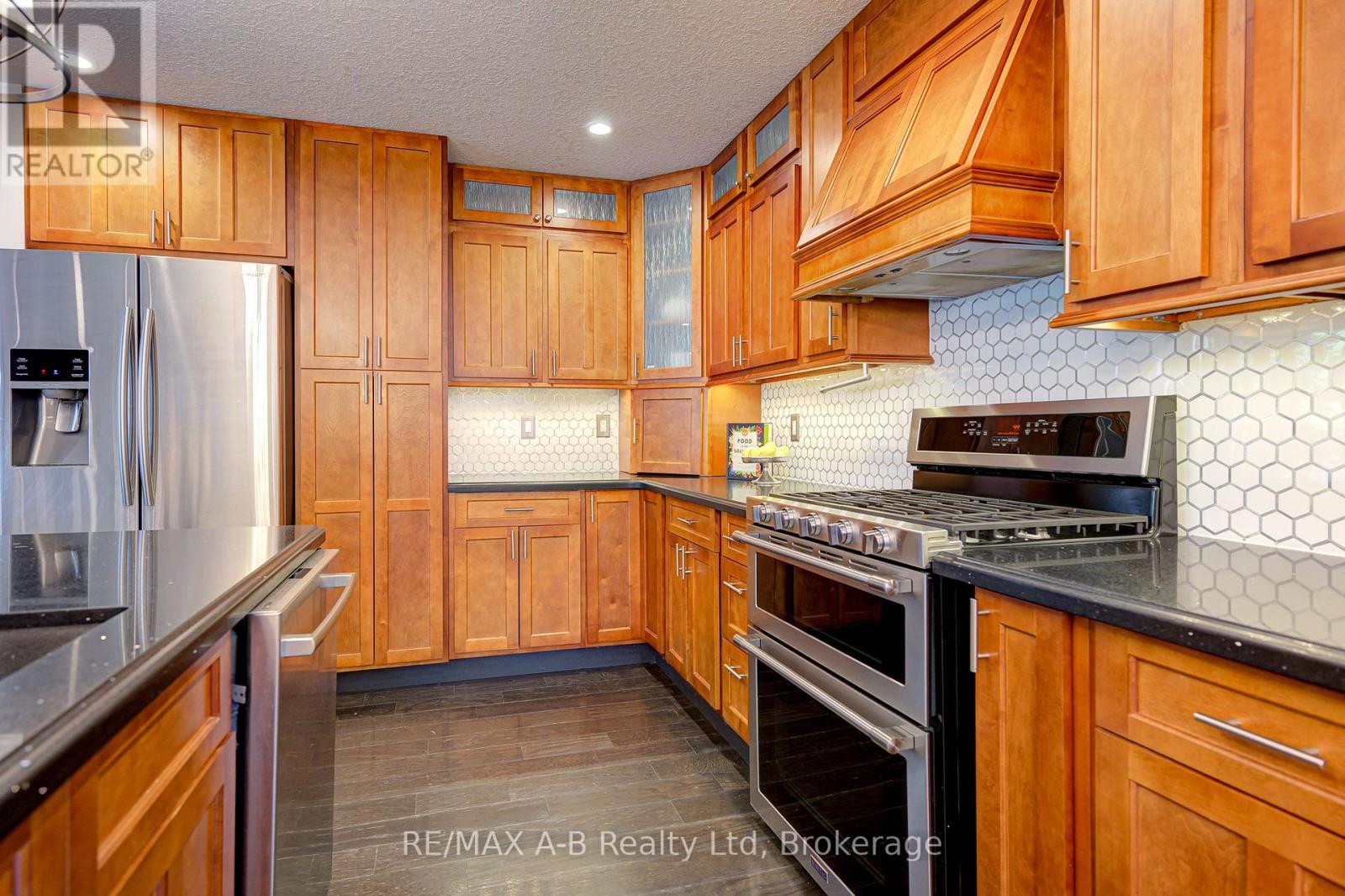 197 Trafalgar Street N, West Perth, Ontario  N0K 1N0 - Photo 24 - X12146166