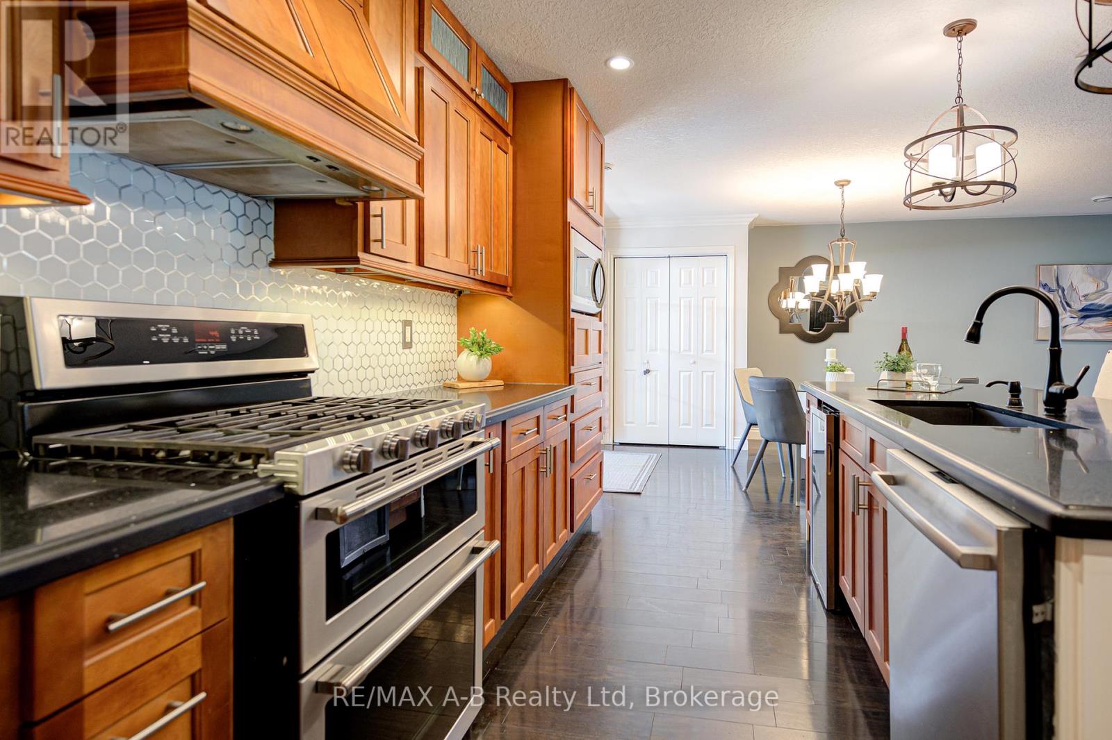 197 Trafalgar Street N, West Perth, Ontario  N0K 1N0 - Photo 25 - X12146166