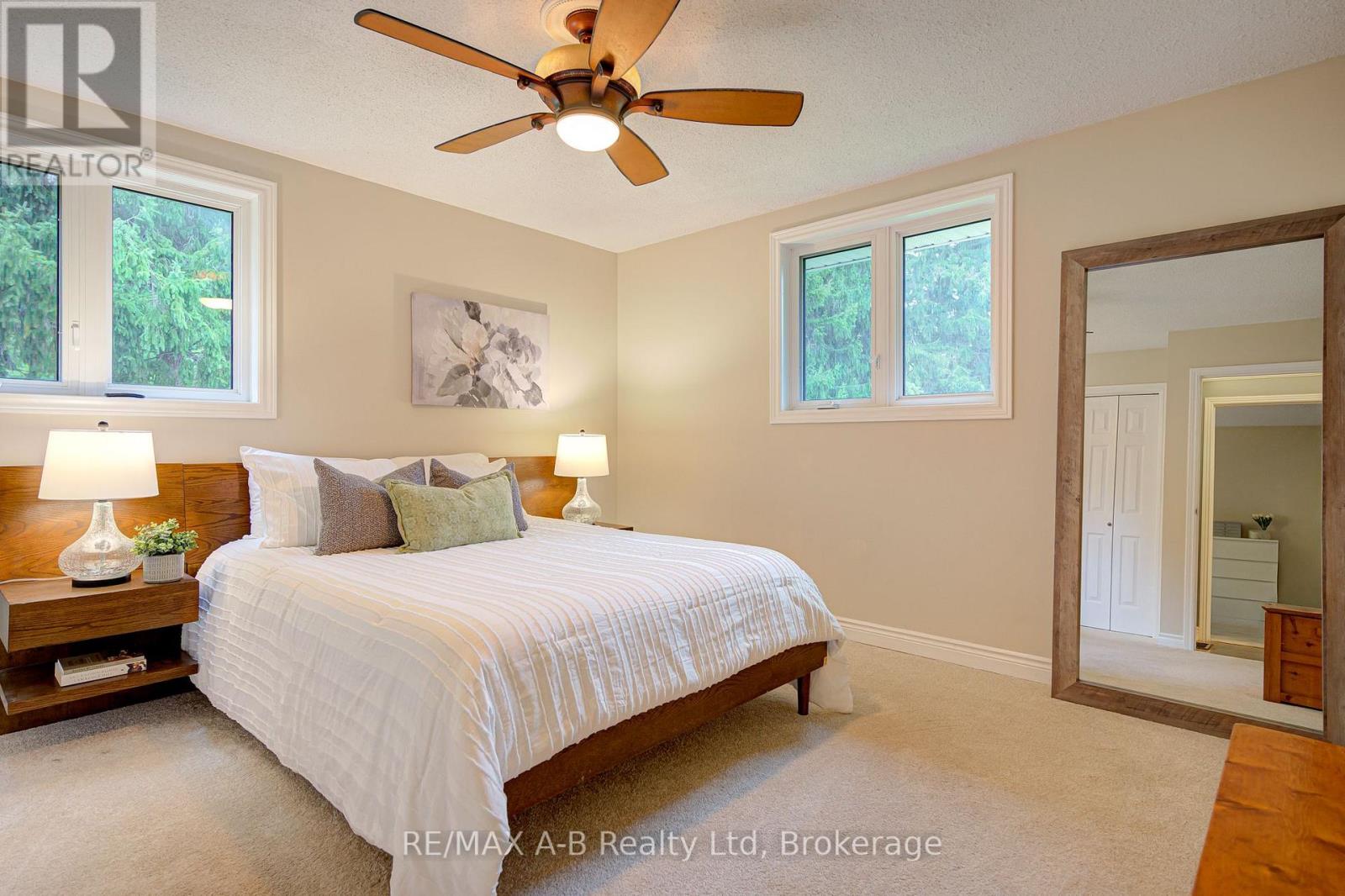 254 Boyce Street, Perth South, Ontario  N0K 1X0 - Photo 17 - X12428720