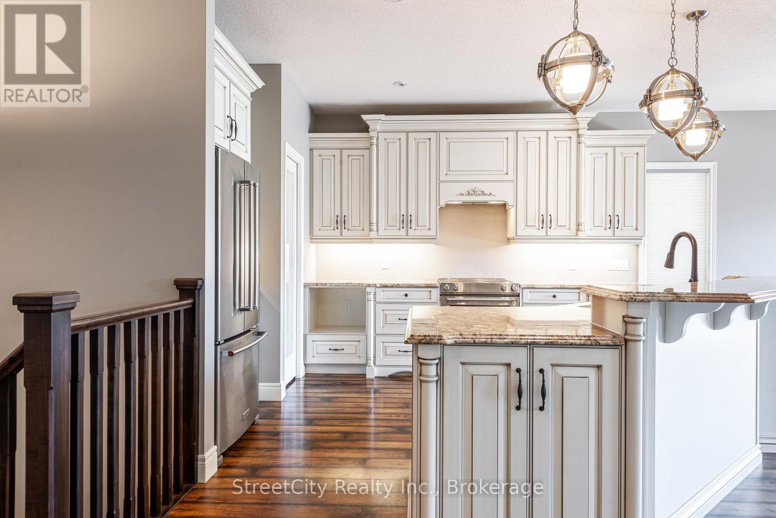 670 Forman Avenue, Stratford, Ontario  N5A 0G3 - Photo 7 - X12487318