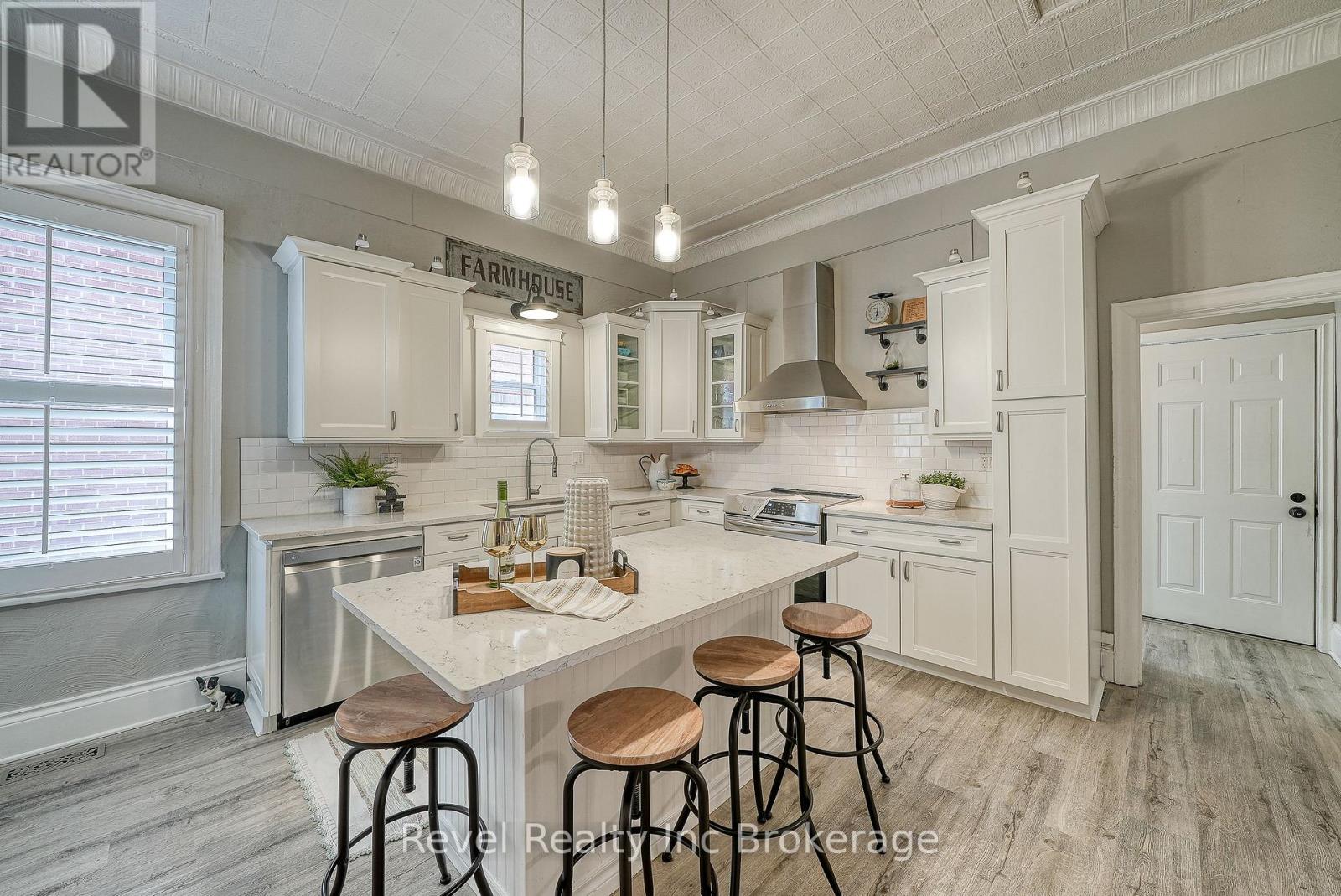 425 Ingersoll Avenue, Woodstock, Ontario  N4S 4X4 - Photo 14 - X12662158