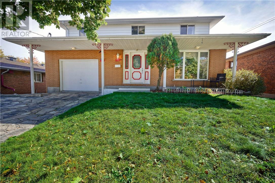 781 Grandview, Sudbury, Ontario  P3A 4Z8 - Photo 1 - 2125159