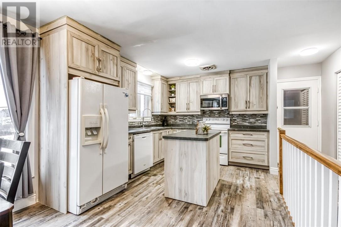 3694 Dill Lake Road, Greater Sudbury, Ontario  P3E 4N1 - Photo 9 - 2125979