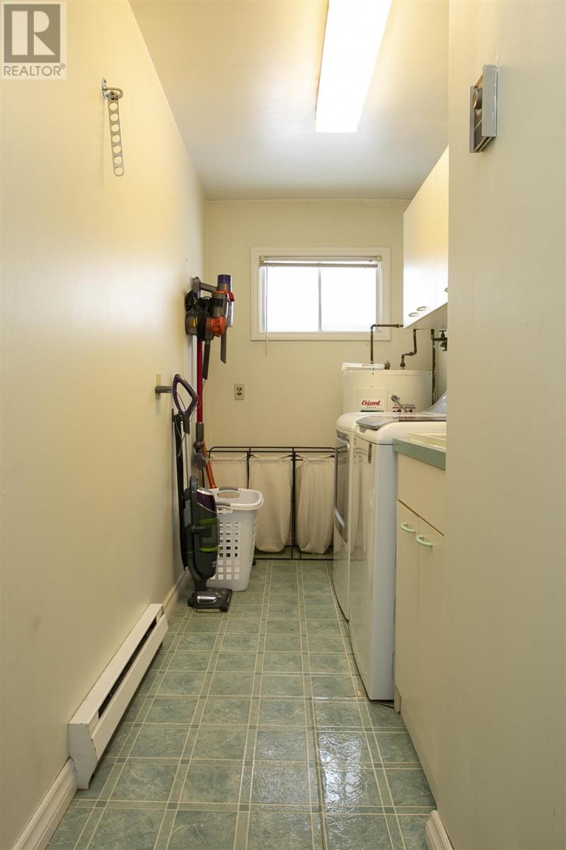 60 Curran Dr, Sault Ste. Marie, Ontario  P6B 1L1 - Photo 29 - SM260011