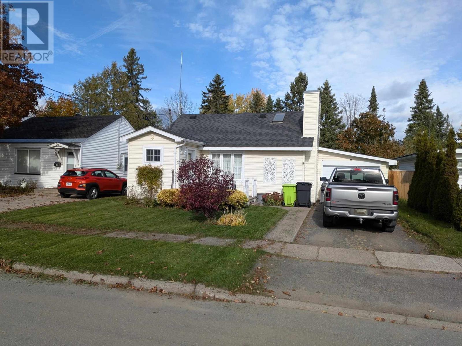 60 Curran Dr, Sault Ste. Marie, Ontario  P6B 1L1 - Photo 38 - SM260011